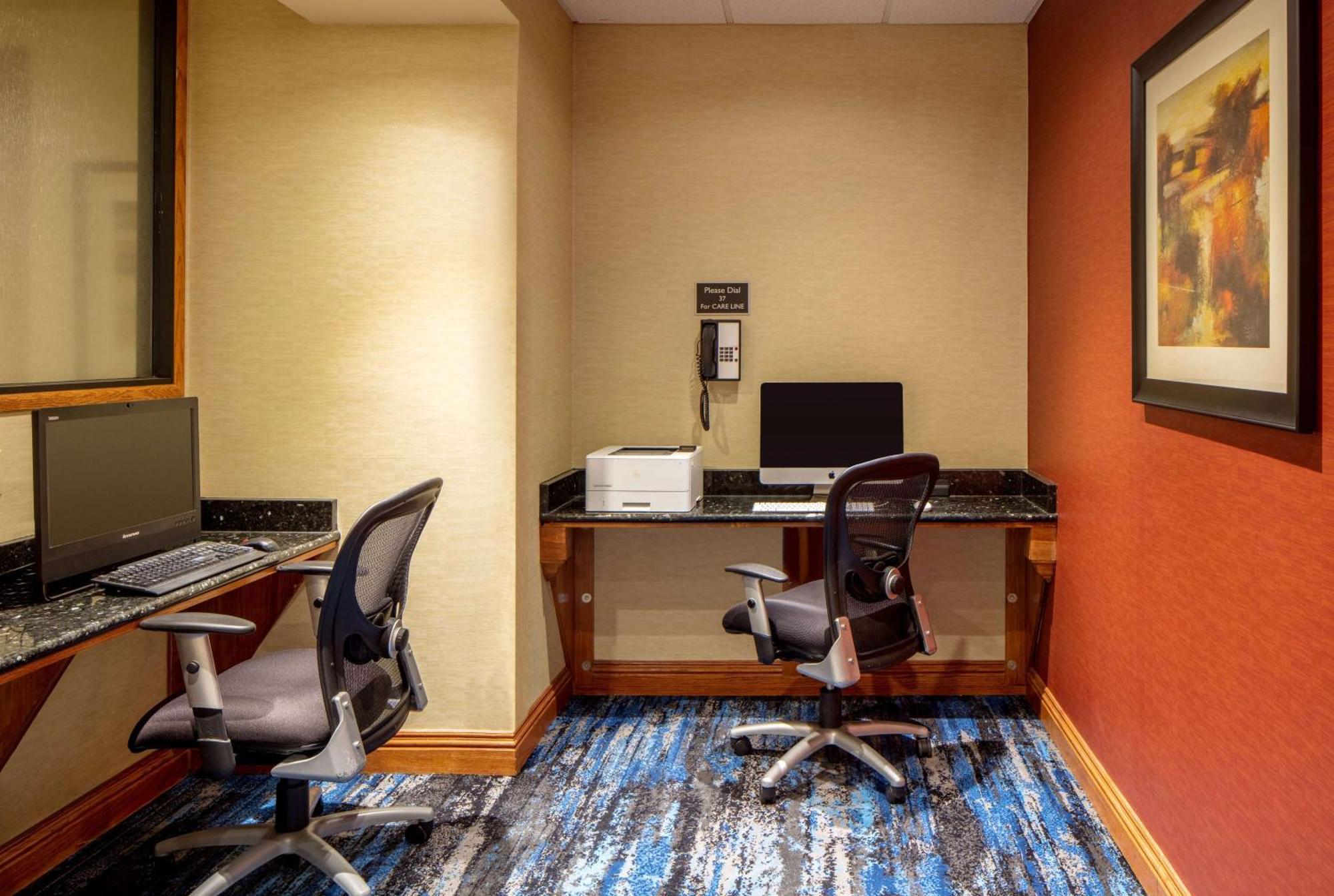 Doubletree Suites By Hilton Minneapolis Downtown Extérieur photo