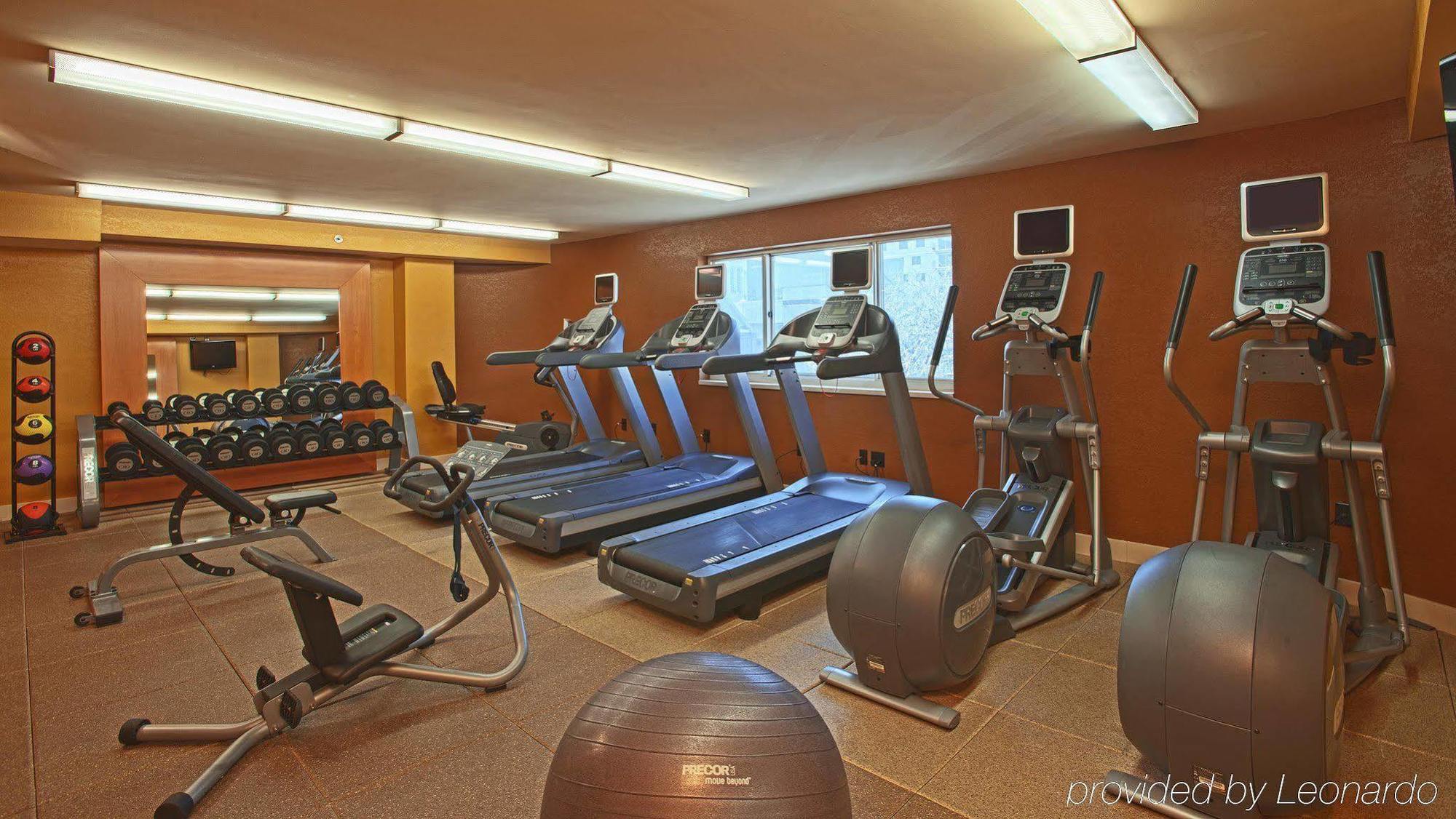 Doubletree Suites By Hilton Minneapolis Downtown Facilités photo